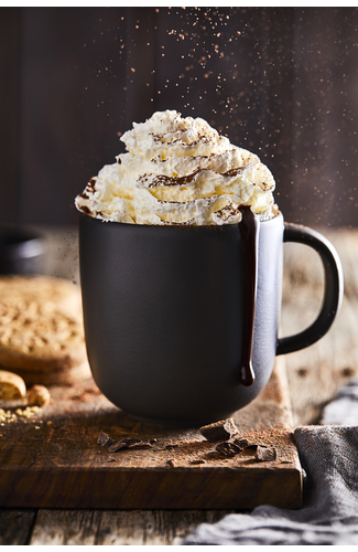 Aerosol cream lifestyle picture